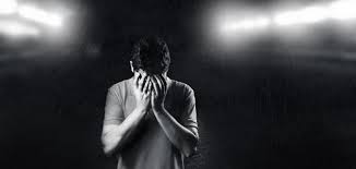 ما أهم أعراض الإصابة بمتلازمة شارل بونيه؟ 1