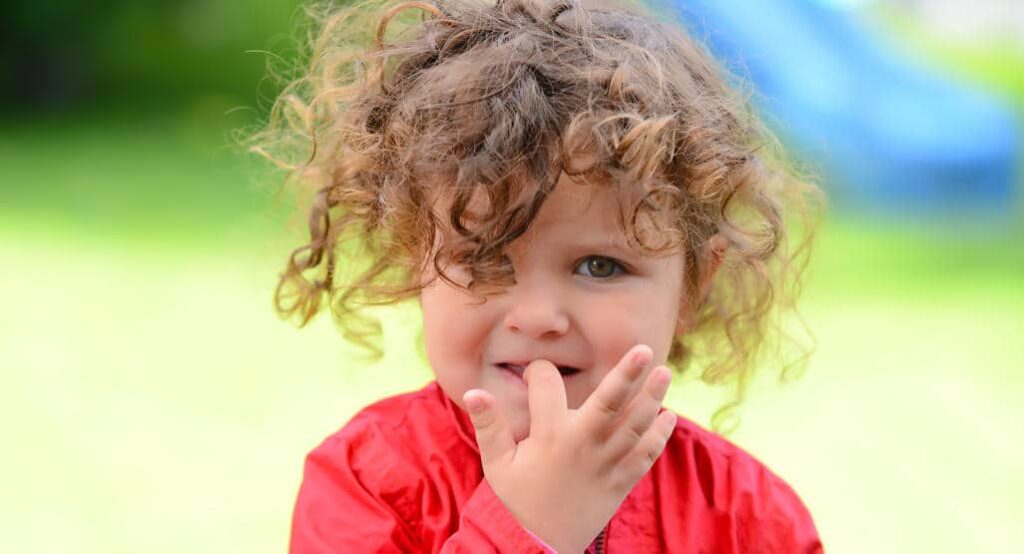 71173-iStock-520130353_wide || صحةسكاي قرقضة الأظافر عند الأطفال